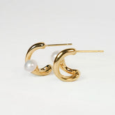 Echo Pearl Twist Earring - 18k Gold Plated
