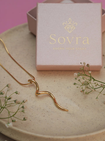 Infinity Bar Necklace - 18k Gold Plated