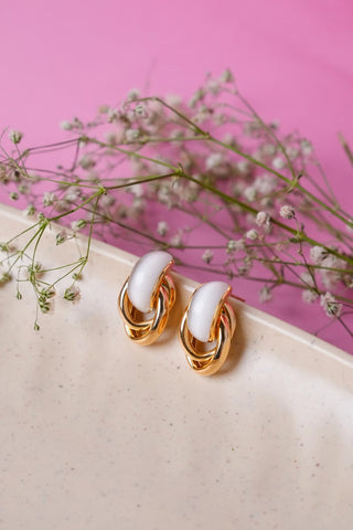 Soft Pearl Earring - 18k Gold Plated