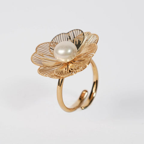 Bloomy Moon Ring - 18k Gold Plated