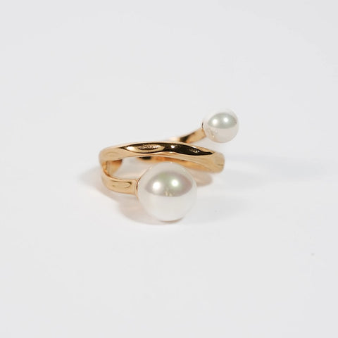 Serene Ribbon Ring - 18k Gold Plated