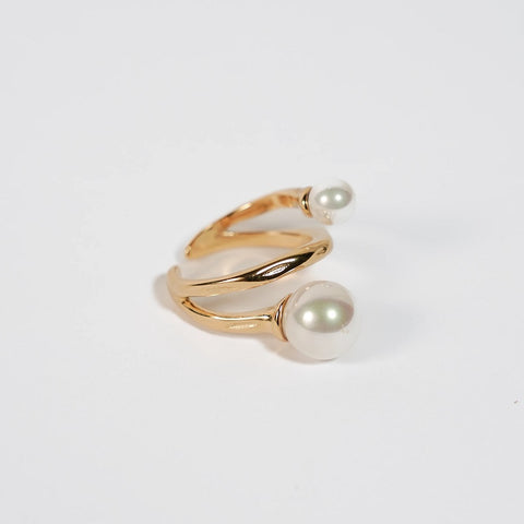 Serene Ribbon Ring - 18k Gold Plated