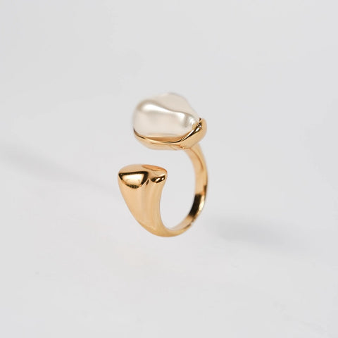 Pearl Dew Ring - 18k Gold Plated
