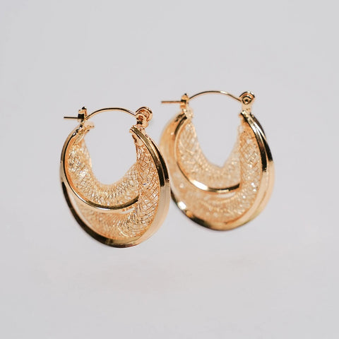 Moon Wired Hoop Earring - 18k Gold Plated