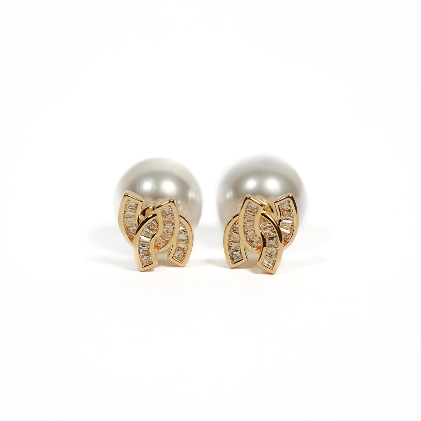 Blessed Pearl Stud Earring - 18k Gold Plated
