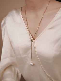Starlit Solitaire Necklace - 18k Gold Plated