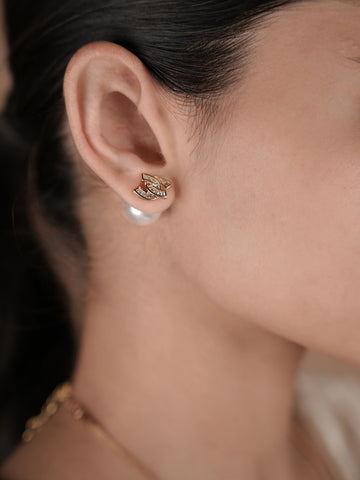 Blessed Pearl Stud Earring - 18k Gold Plated