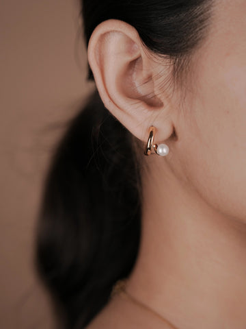Echo Pearl Twist Earring - 18k Gold Plated