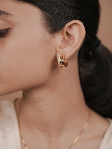 Radiant Curve Hoops Earrings - 18k Gold Plated