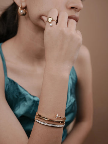Twist Vibe Bracelet - 18k Gold Plated