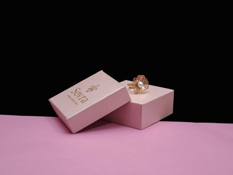 Bloomy Moon Ring - 18k Gold Plated